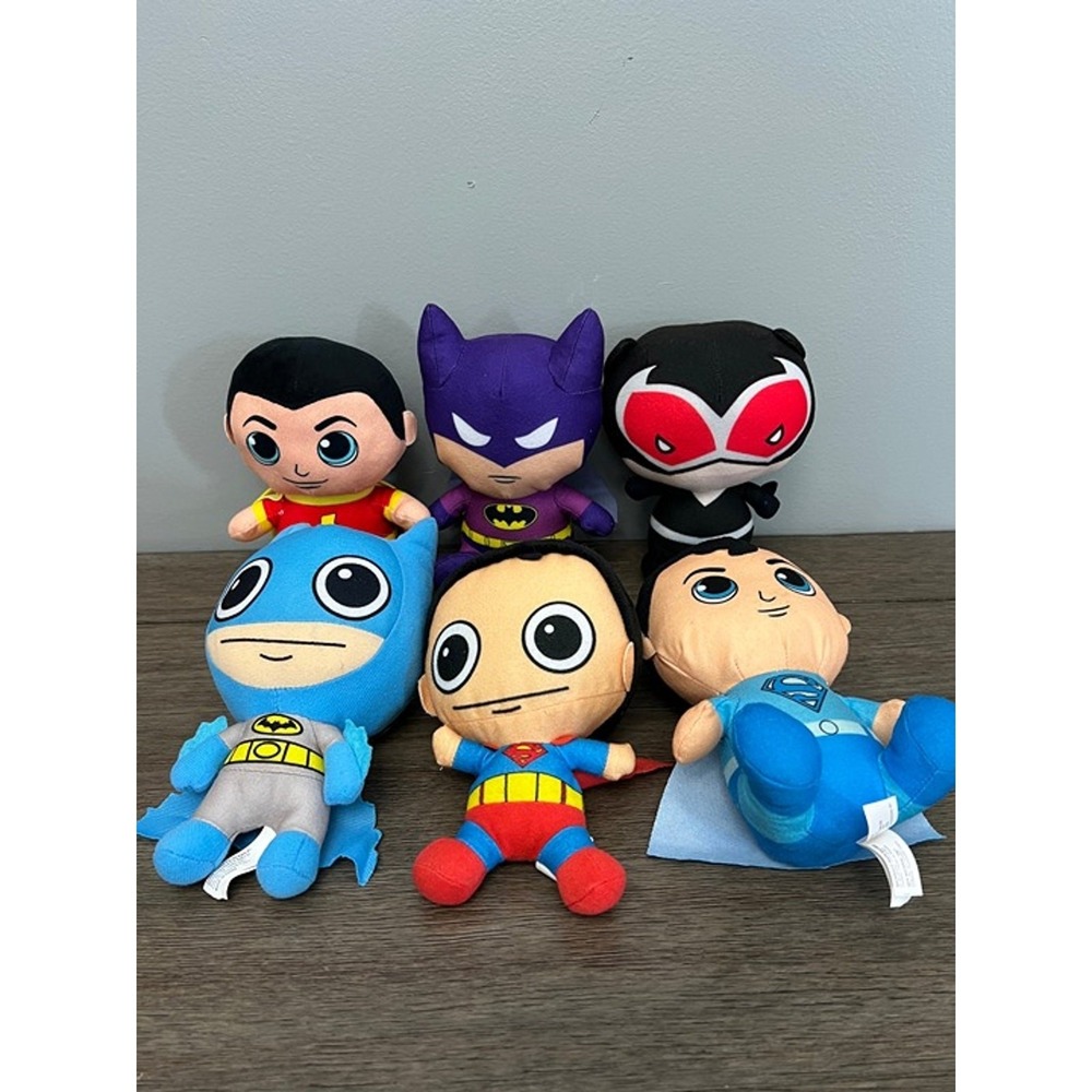 DC Comics Justice League Plush Lot 6 Superman Batman Catwoman Shazam Toy Figures